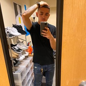 Meet your Posher, Thomas